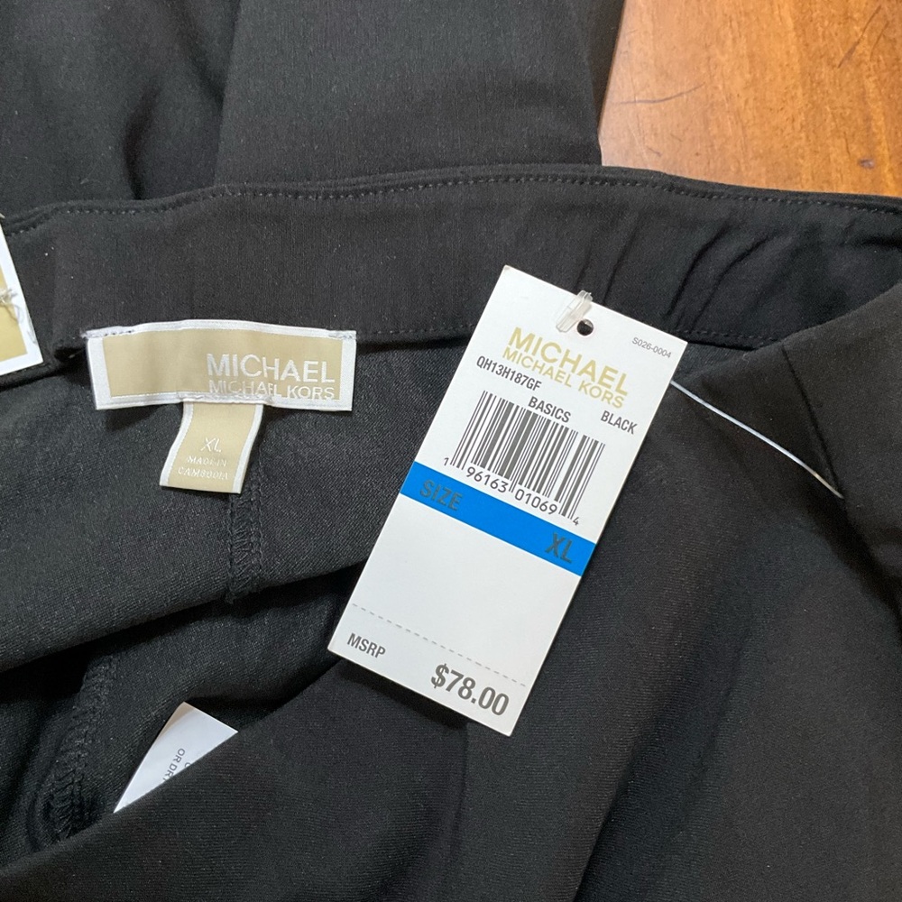 NWT ~ MICHAEL Michael Kors Super Skinny Black Pull On Pants Sz. XL - Picture 3 of 4